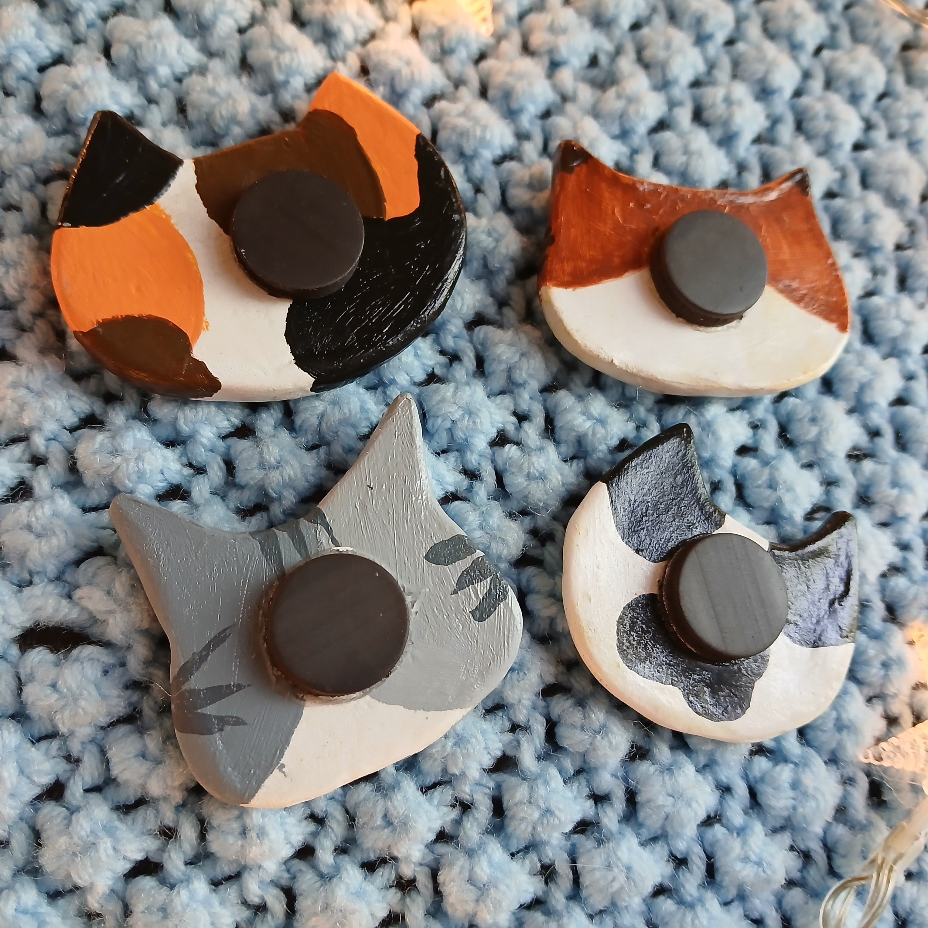 Siamese/Colorpoint Cat Face Magnet