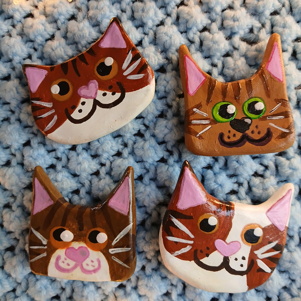 Brown Tabby Cat Face Magnet